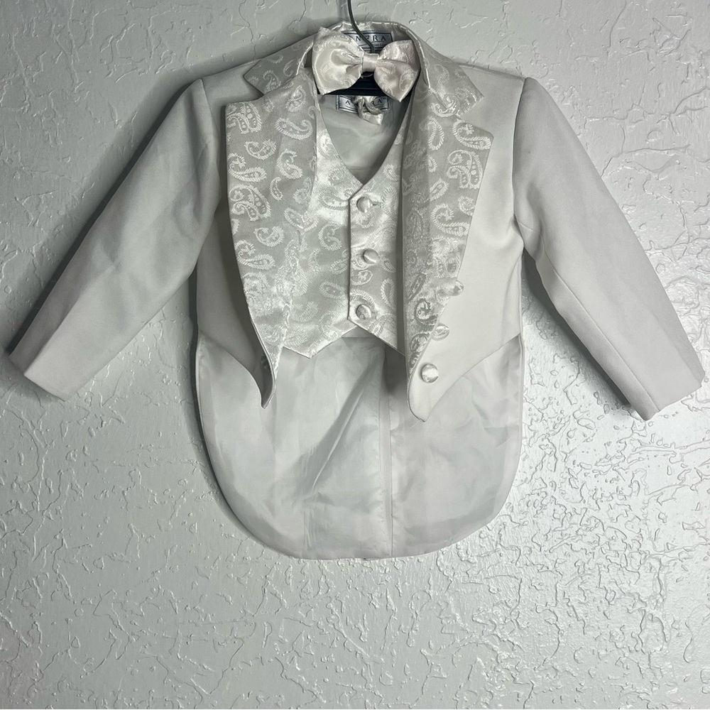 ANFRA Baptism Tuxedo Suit 3pc Jacket Vest & Bow Tie 23 months